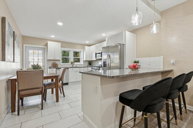 Foto del edificio - 39 W Front St