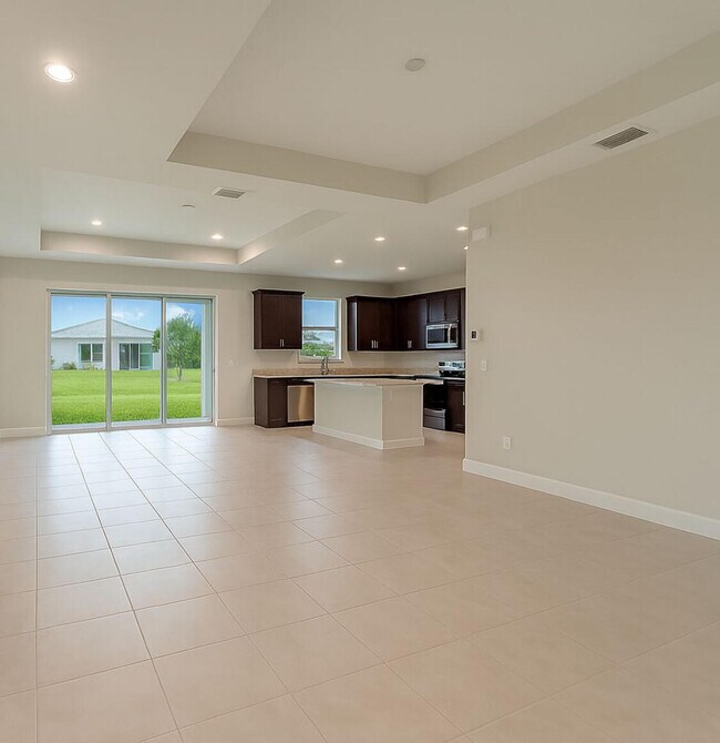 Building Photo - 5703 Lodgepole Ln