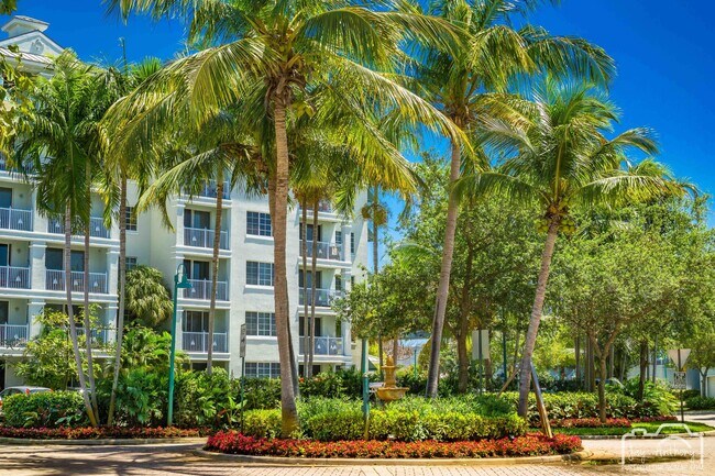 Building Photo - 2501 Marina Bay Dr W