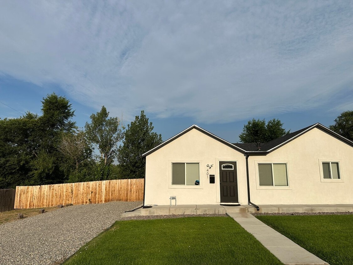 BEAUTIFUL 3bd/2ba Home in Denver, CO! Avai... - BEAUTIFUL 3bd/2ba Home in Denver, CO! Avai...