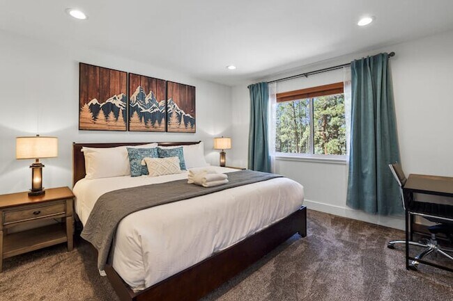 Foto del edificio - 1463 Ormsby Dr