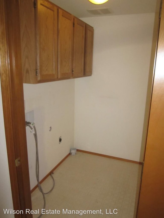 Building Photo - 9 N 73rd Ave