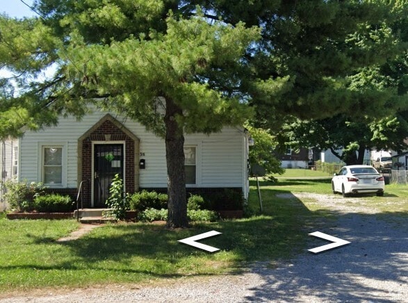 Building Photo - 516 Longfield Ave