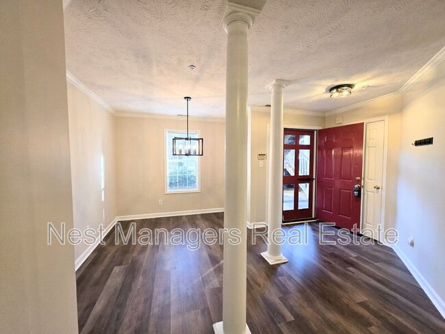 Foto del edificio - 302 Bubble Creek Ct