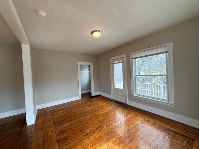 Foto del edificio - 1013 Fremont Ave NW