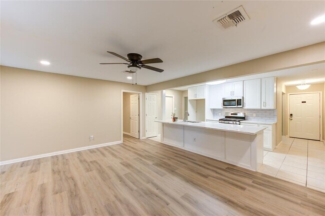 Foto del edificio - 25507 Glen Loch Dr