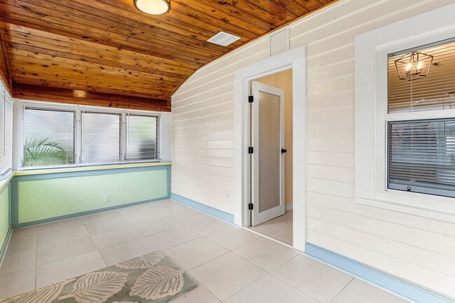 Foto del edificio - 409 S M St