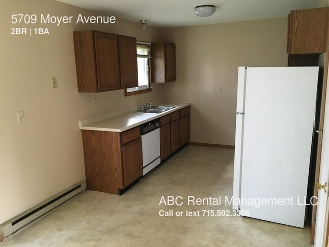 Building Photo - 5709 Moyer Ave