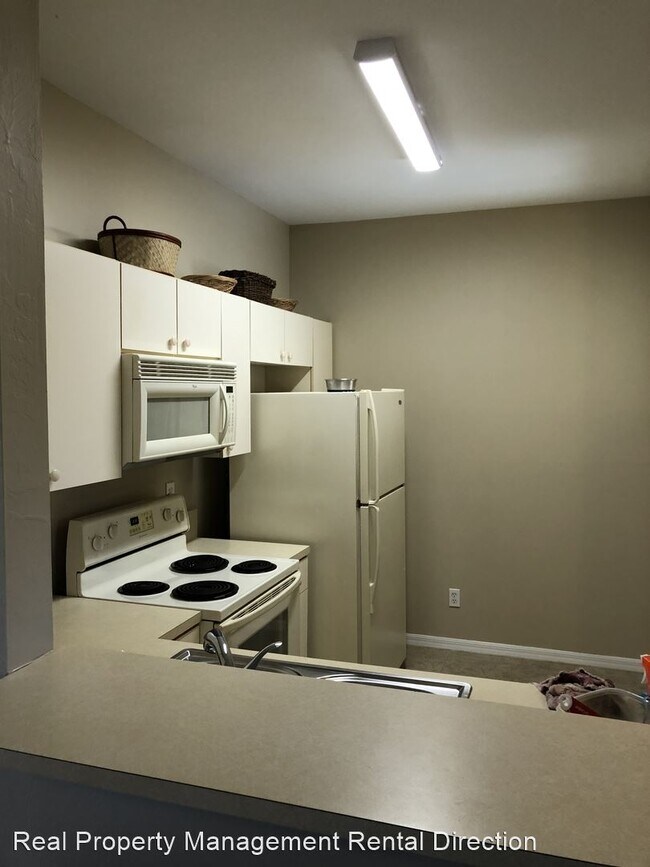 Building Photo - 4136 Bellasol Cir