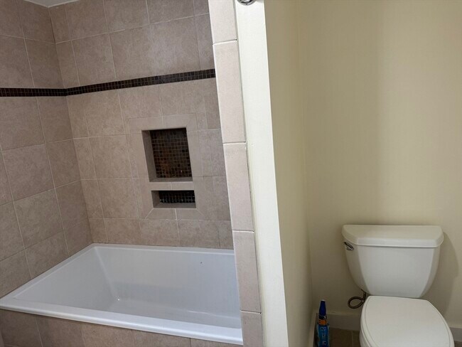 Building Photo - 351 Village St