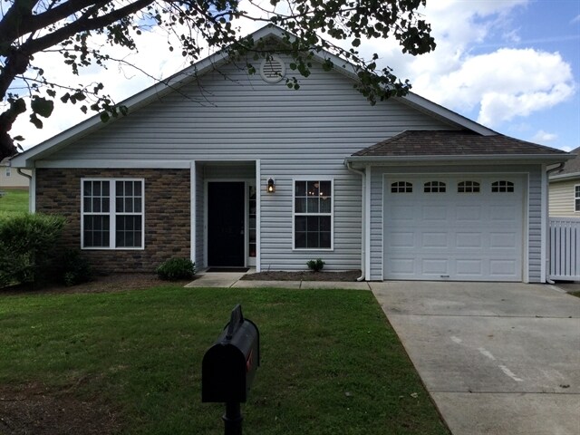 Foto principal - 172 Tudor Downs Rd