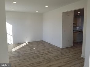 Building Photo - 207 Hoke Farm Way
