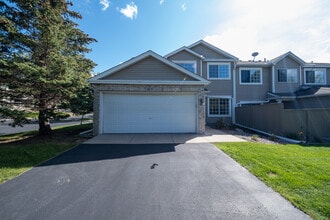 Building Photo - 8490 Minuteman Alcove