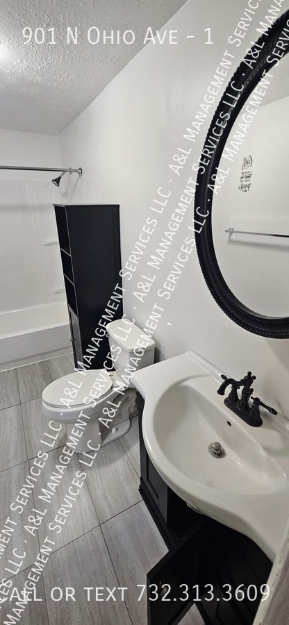 Building Photo - 901 N Ohio Ave