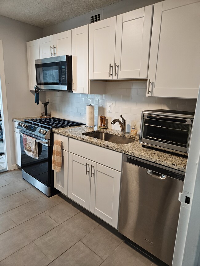 Renovated kitchen - 2500 N Van Dorn St