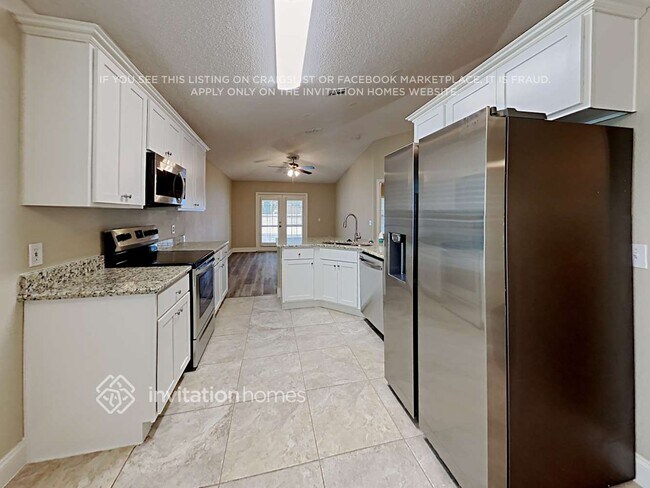 Foto del edificio - 134 Monterey Oaks Dr