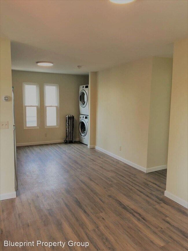 Foto del edificio - 598 Tyler St