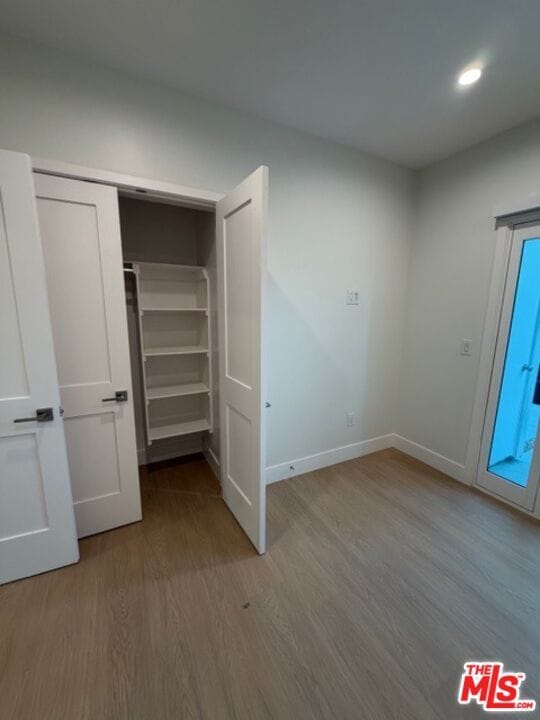 Foto del edificio - 5191-5191 Lindley Ave