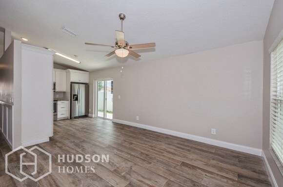 Foto del edificio - NOW AVAILABLE! - 7829 Sagebrush Place, Orl...