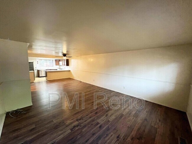Building Photo - 2643 Powder Dr