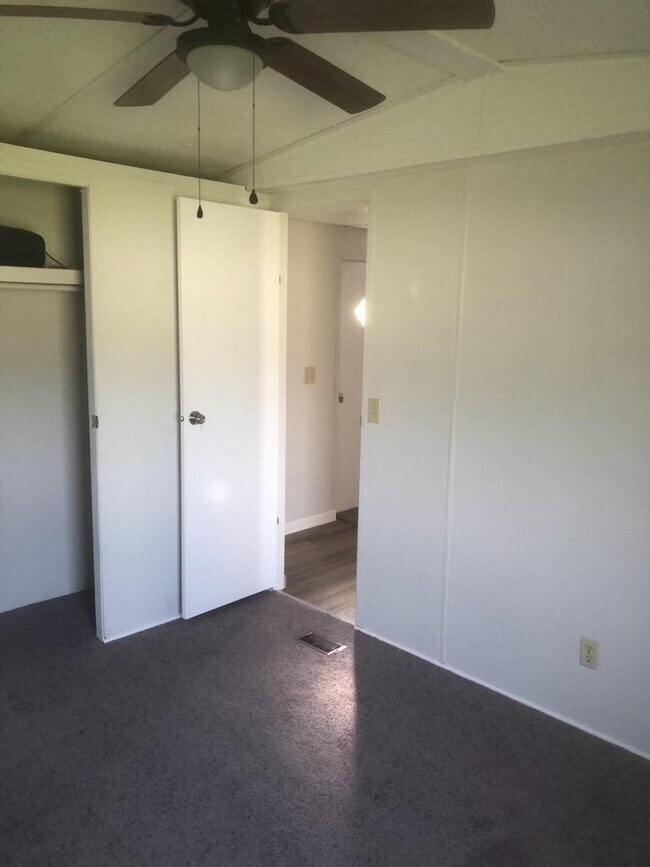 Foto del edificio - 11 Stewart Pines Loop NE