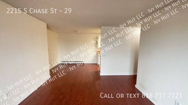 Foto del edificio - 2215 S Chase St