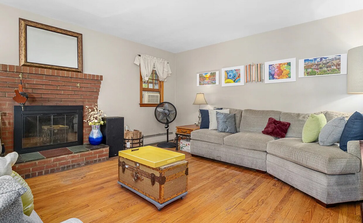 Foto principal - 181 Steele Rd