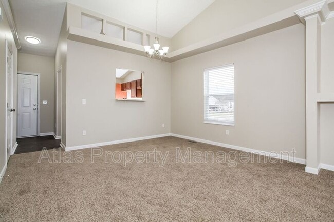 Building Photo - 560 Hearthstone Ct