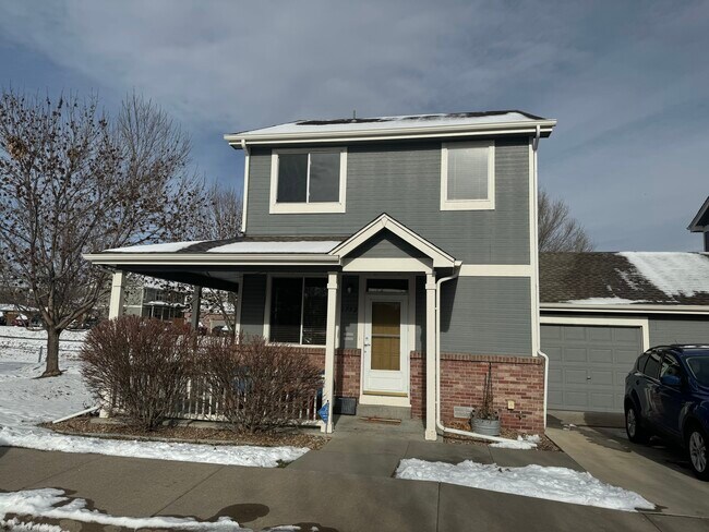 Building Photo - 1752 Lake Shore Pl