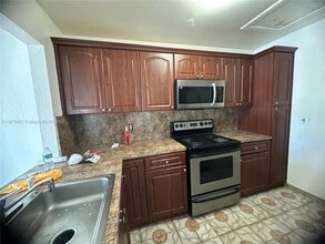 Building Photo - 6675 W 26th Ct