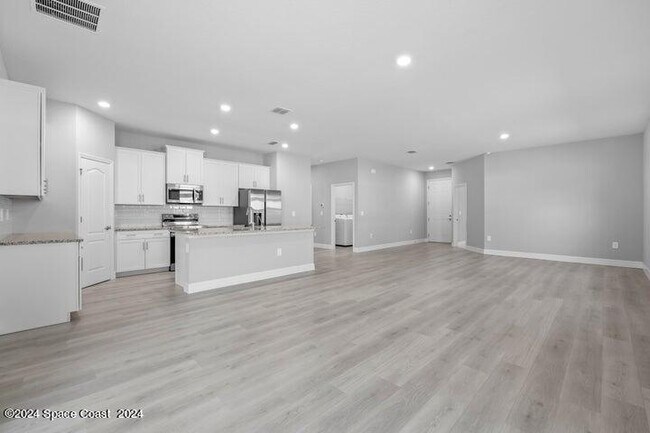 Foto del edificio - 1377 Amelia Ave SW