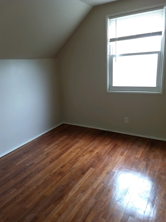 Foto del edificio - 2226 Hill Rd