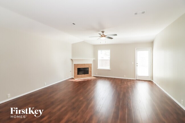Building Photo - 8617 Stonewall Ct