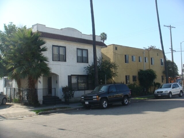 Primary Photo - 6900 S Figueroa St