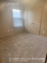 Building Photo - 1703 Riviera Ln