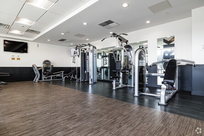 Gimnasio - Meadowbrook Millcreek Apartments