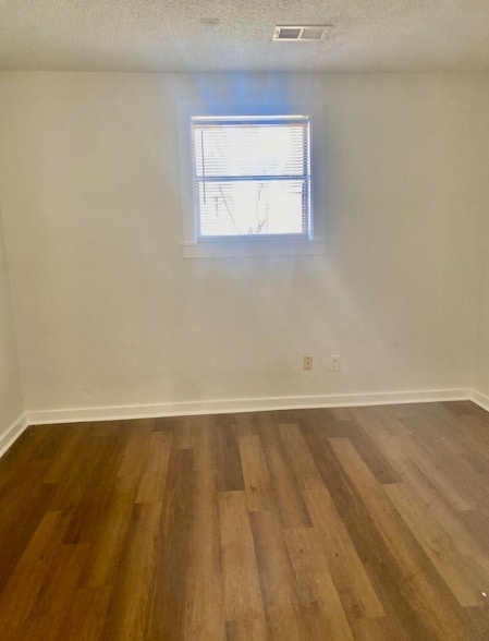 Foto del edificio - 1541 Patton St