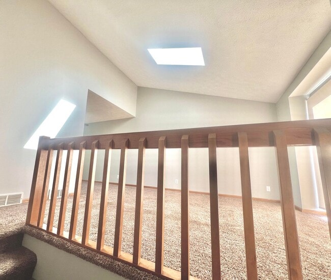 Foto del edificio - Beautiful 4 bed, 2 bath house at $1,795