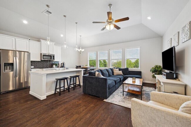 Foto del edificio - 2020 Millbridge Spring Ln