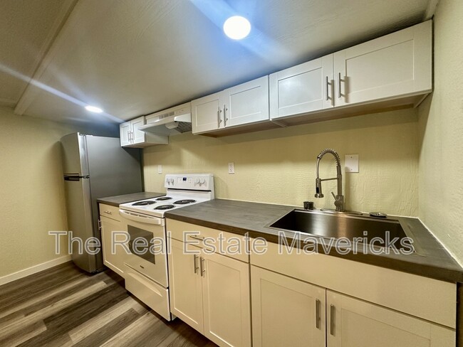 Foto del edificio - 5640 U.S. 41
