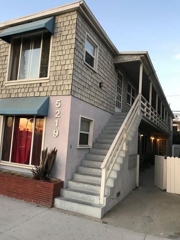 5219 E Ocean Blvd Unit 3, Long Beach, CA 90803 Apartments at 5219 E