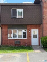 Building Photo - 909 Hamilton Ave