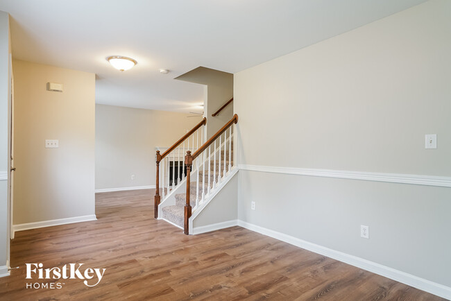 Building Photo - 4506 Lazyriver Dr