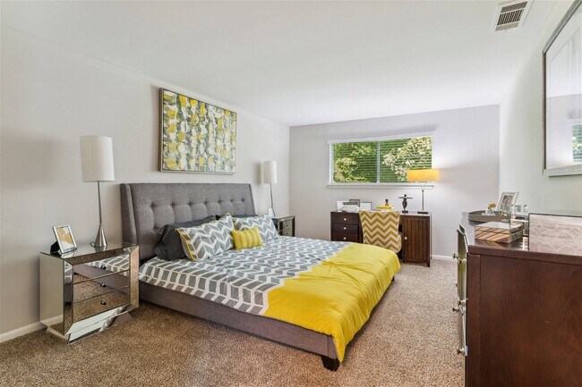 Building Photo - 1220 West Trinity Mills Road Apt #C1125, C...