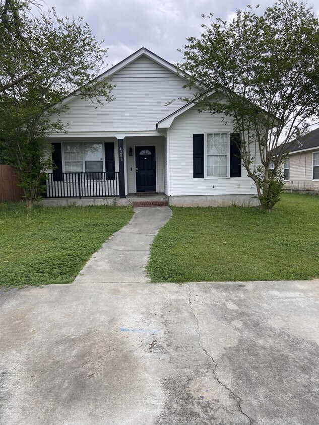 4209 Abingdon Ct, Valdosta, GA 31605 House Rental in Valdosta, GA