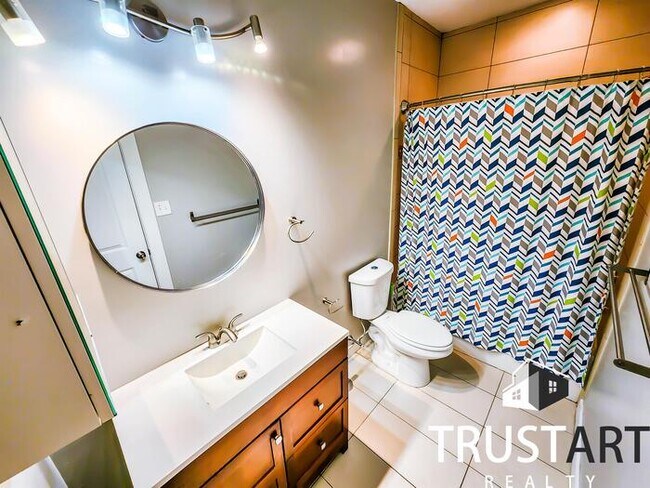 Foto del edificio - Vibrant 2-Bedroom Condominium in Spring Ga...