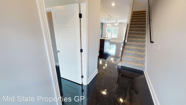 Foto del edificio - 3 br, 2 bath House - 187 Fairview Lane