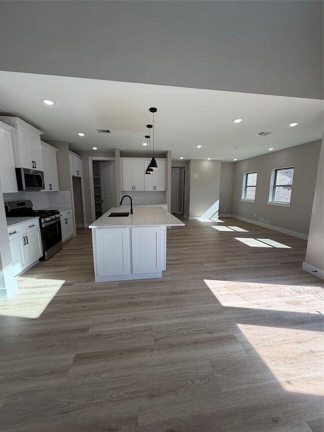 Building Photo - 2523 Liguria Ln