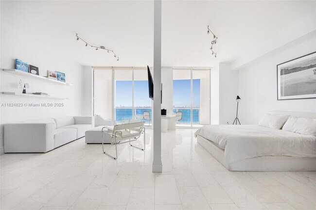 Foto del edificio - 725 NE 22nd St