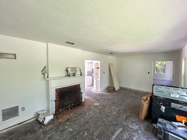 Foto del edificio - 2132 NW 7th Pl